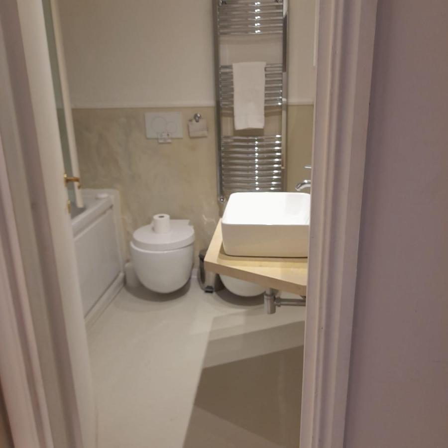 דירות רומא Loft Farnese 2 מראה חיצוני תמונה